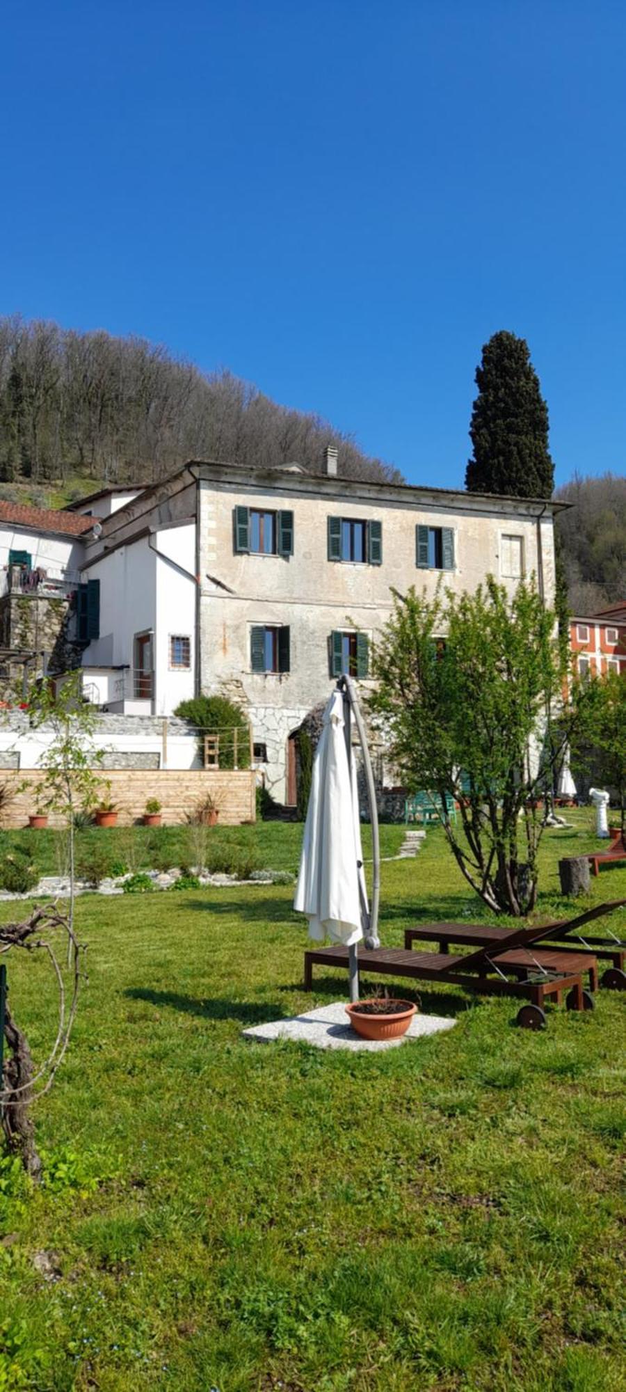Monti Guesthouse Monti di Licciana Nardi Exterior foto