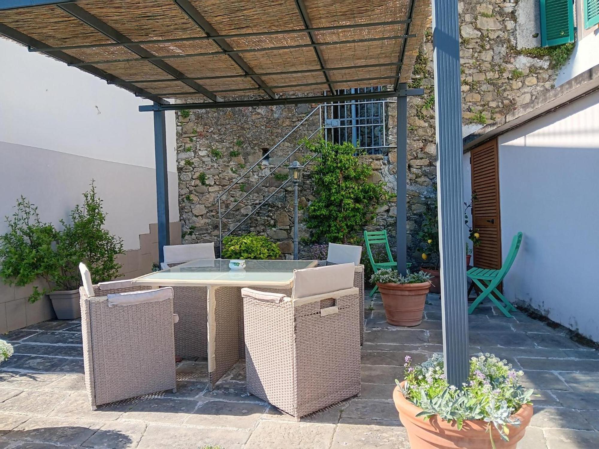 Monti Guesthouse Monti di Licciana Nardi Exterior foto